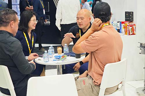 超越無限！邁貝特亮相澳洲展，促進(jìn)可再生能源發(fā)展